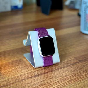 Apple Watch Series 4 (GPS + Cellular) 44mm Aluminum Case 16GB